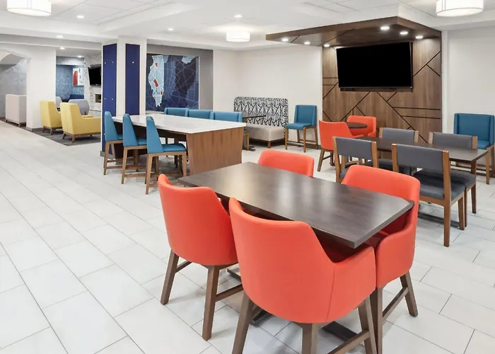 Hotel Express Pekin - Peoria Area By Ihg