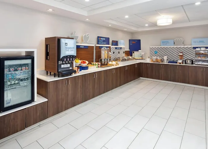 Express Pekin - Peoria Area By Ihg