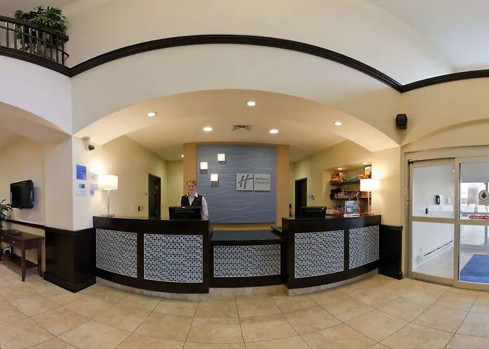 Express Pekin - Peoria Area By Ihg