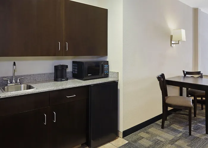 Express Pekin - Peoria Area By Ihg Pekin Heights