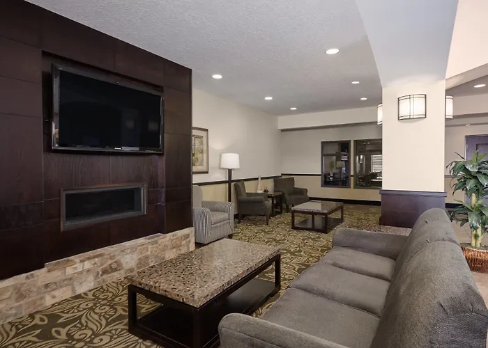 Express Pekin - Peoria Area By Ihg Pekin Heights