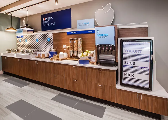Express Pekin - Peoria Area By Ihg