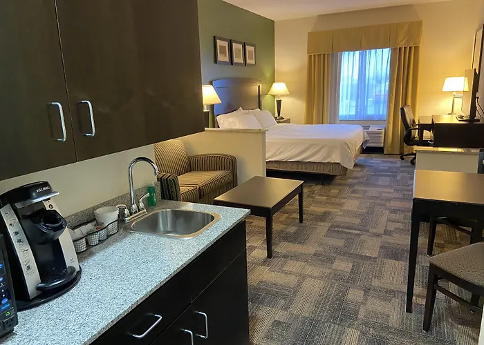 Express Pekin - Peoria Area By Ihg Hotel