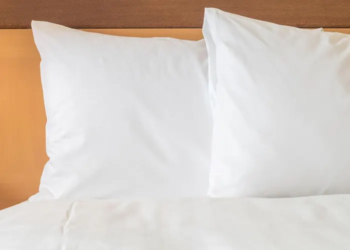 Express Pekin - Peoria Area By Ihg Hotel 2*