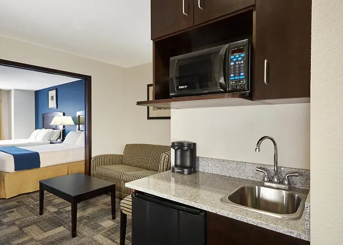 Express Pekin - Peoria Area By Ihg 2* Pekin Heights