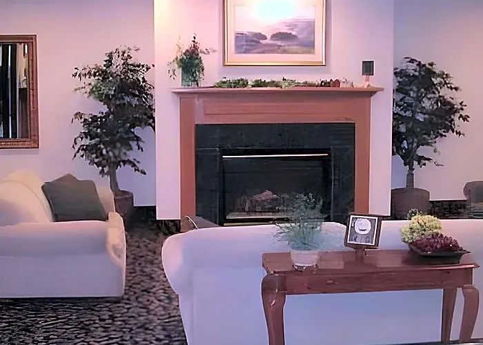 Hotel Express Pekin - Peoria Area By Ihg 2*